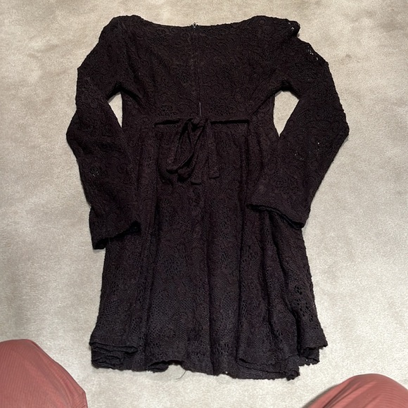 Minkpink Black Lace Square Neck Dress - Picture 4 of 5